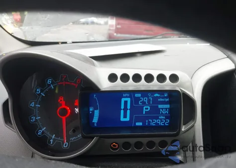 2013 Chevrolet Sonic Lt Auto z USA, uszkodzony, nr VIN 1G1JC5SB4D4189413